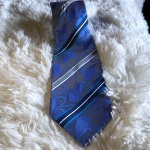 Steve Harvey Collection blue on blue paisley print 100% silk tie
